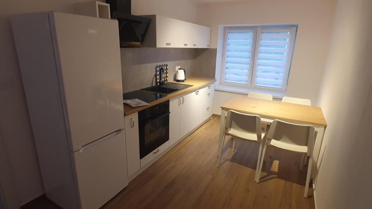 Dom Pod Groniem Hotel Rzyki Luaran gambar